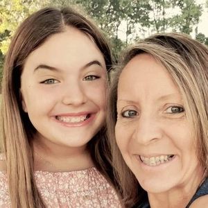 Meet your Posher, Debbie